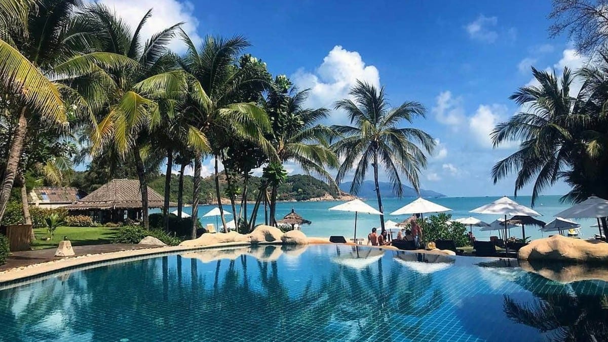 Pool in den Royal Muang Samui Villas