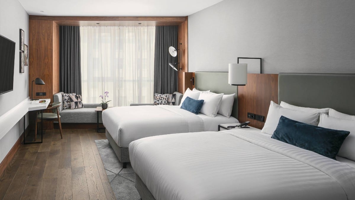 Schlafzimmer im Prague Marriott Hotel