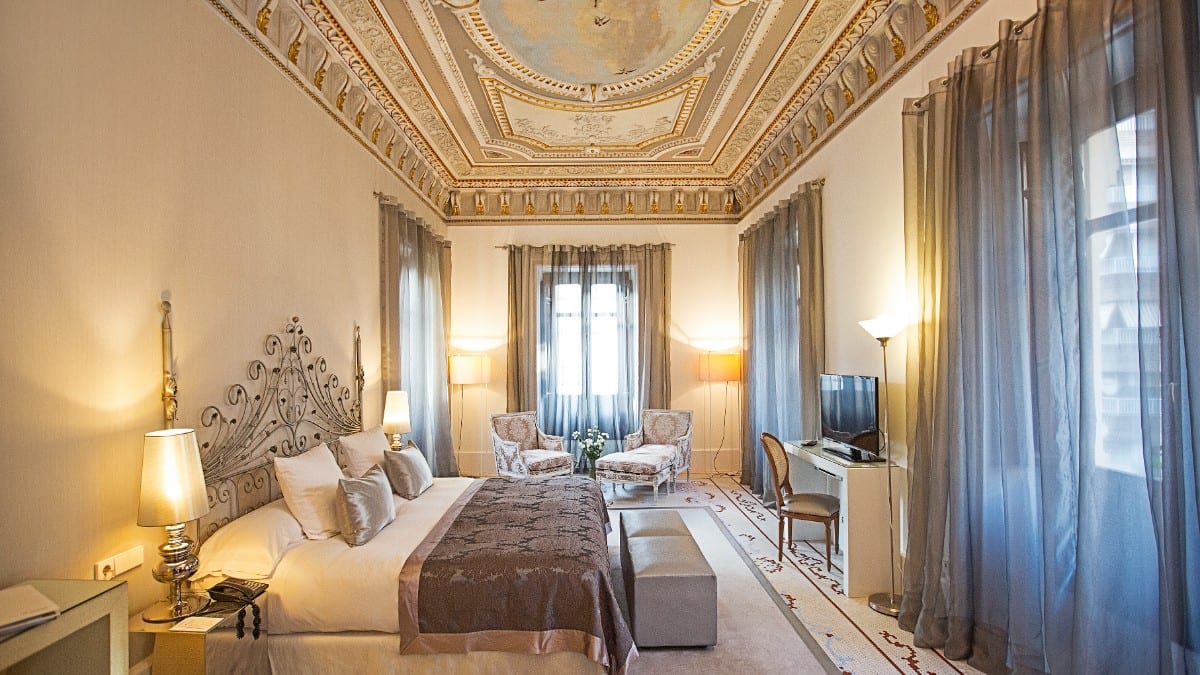 Schlafzimmer im Hospes Palacio de Los Patos Granada