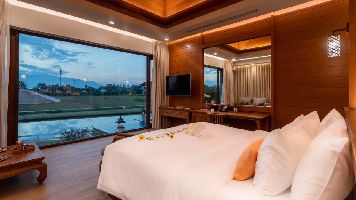 Schlafzimmer im Thantara Resort Chiang Mai