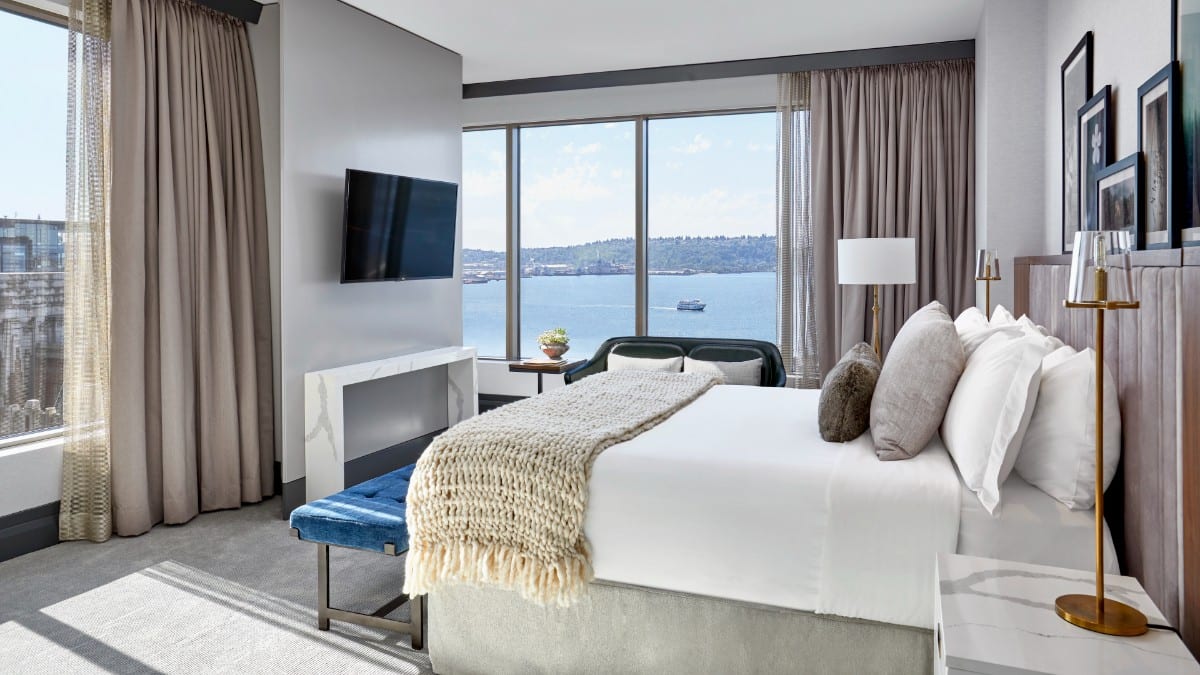 Bedroom at Hotel 1000, Lxr Hotels & Resorts