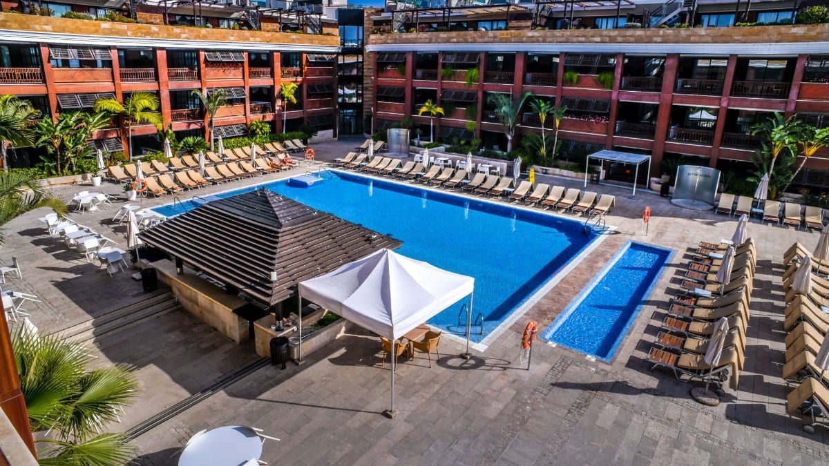 Pool im Gran Hotel Guadalpín Banus