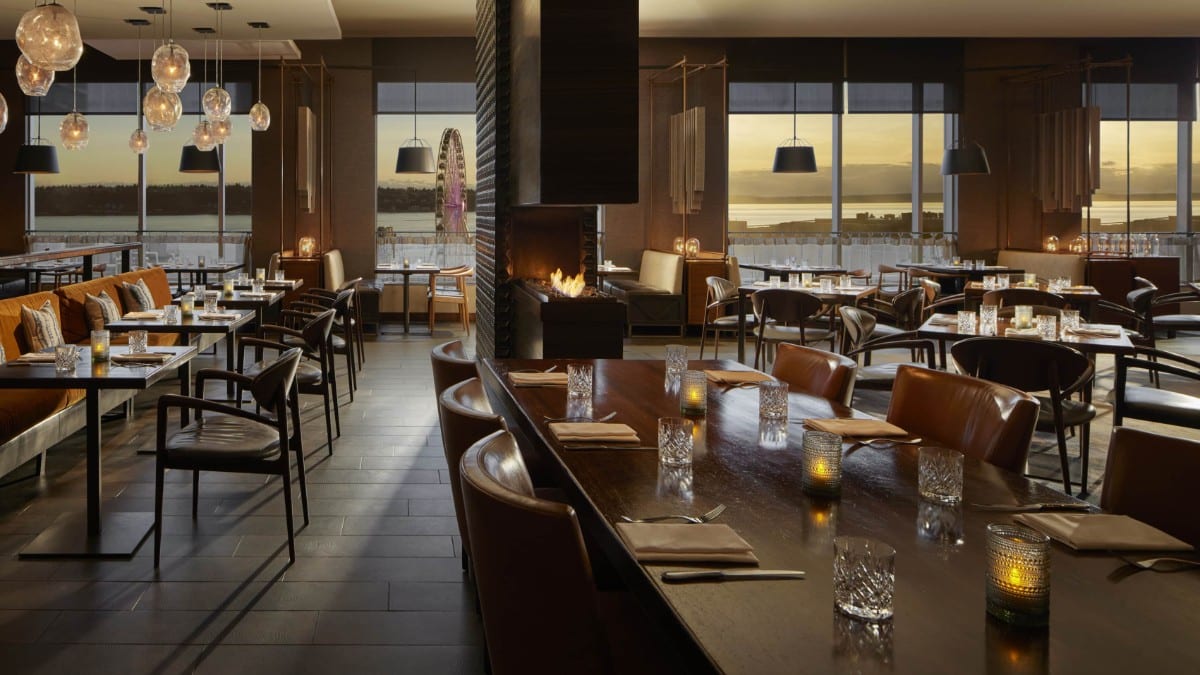 Bar at Four Seasons Hotel Seattle