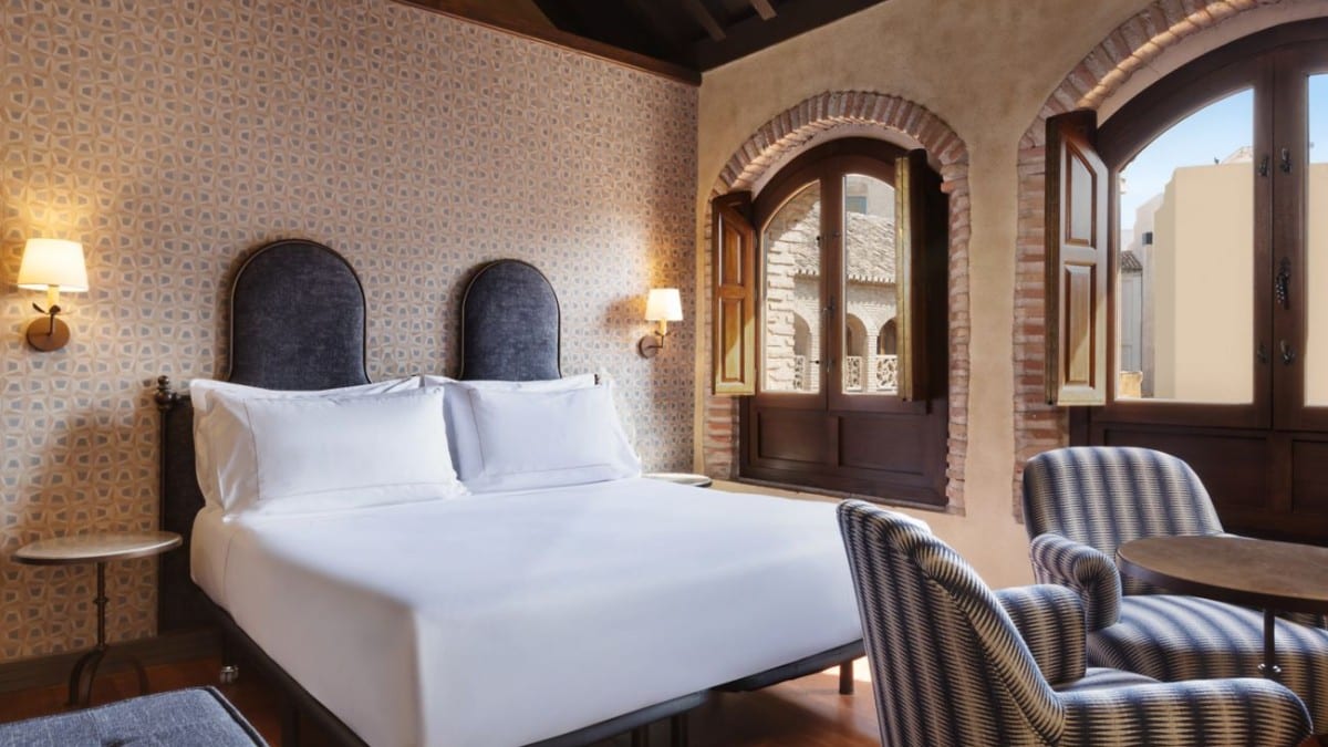 Schlafzimmer im Hotel Palacio de Santa Paula, Autograph Collection