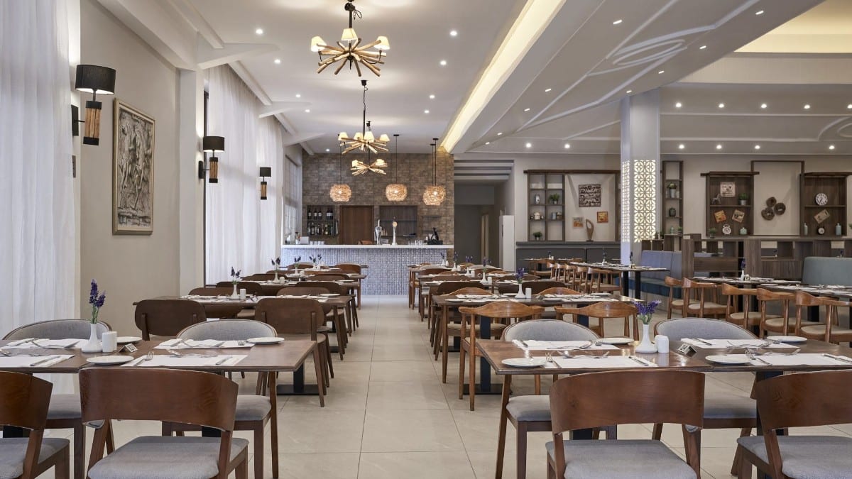 Restaurant im Atlantica Aeneas Resort