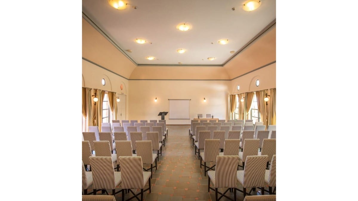 Konferenzraum im Bella Beach Hotel