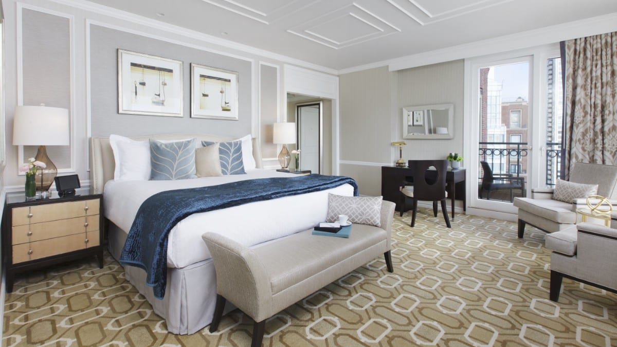 Schlafzimmer im Boston Harbor Hotel