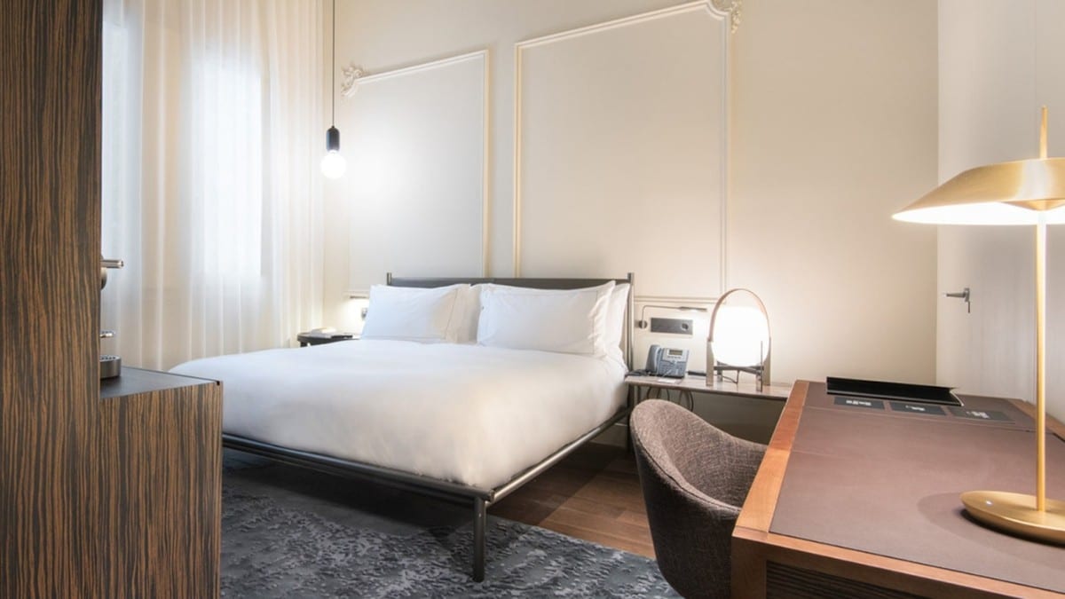 Bedroom at Hotel Mercer Sevilla 5 GL