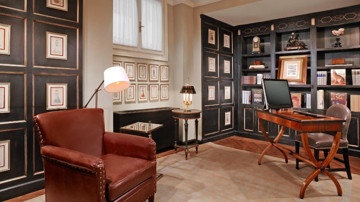Room at The St. Regis Florence