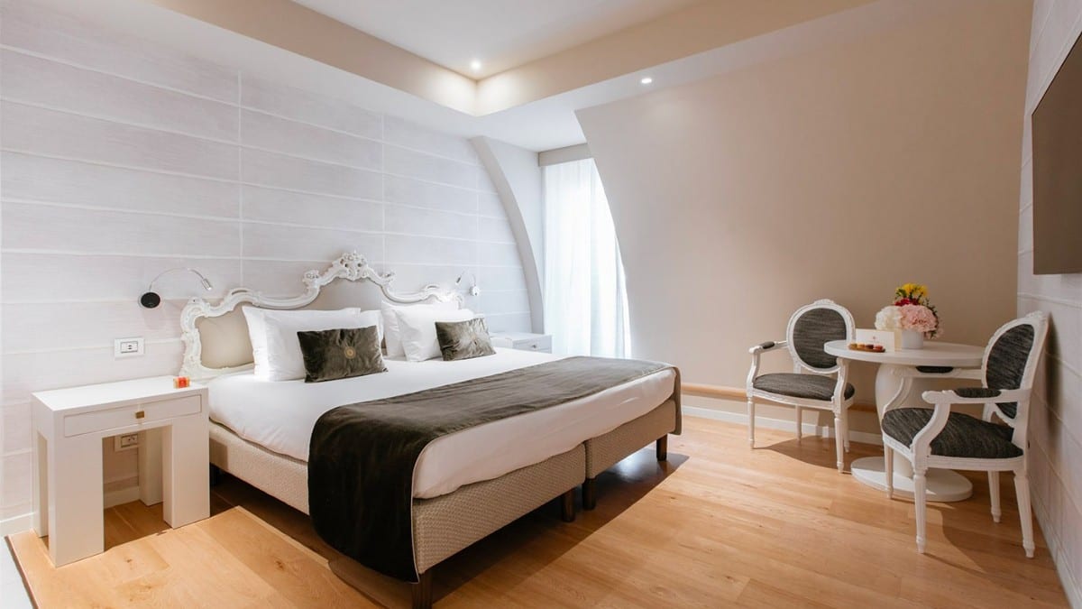 Schlafzimmer im Boscolo Nice Hôtel & SPA