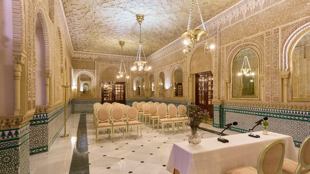 Konferenzraum im Alhambra Palace Hotel