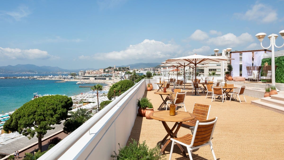 Dachterrasse im JW Marriott Cannes