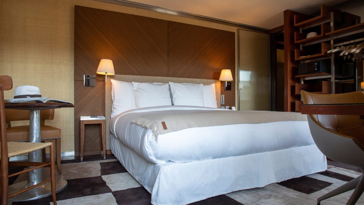 Bedroom at La Réserve Eden au Lac Zurich