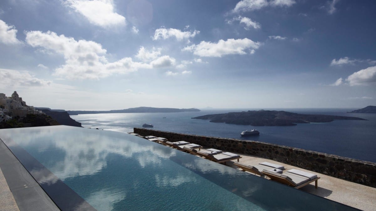 Pool at Villa Bordeaux