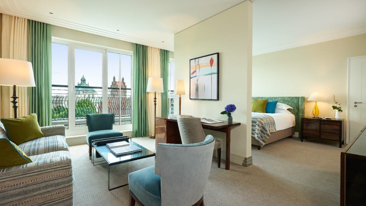 Schlafzimmer im Rocco Forte the Charles Hotel