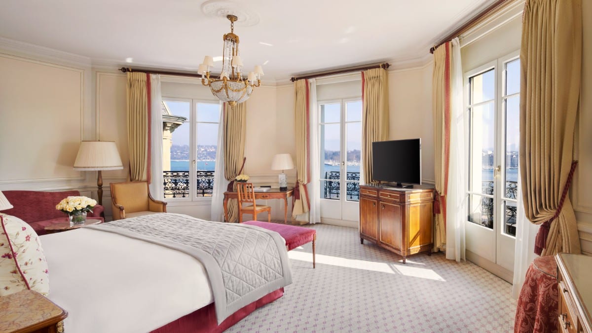 Schlafzimmer im Beau-Rivage Genève