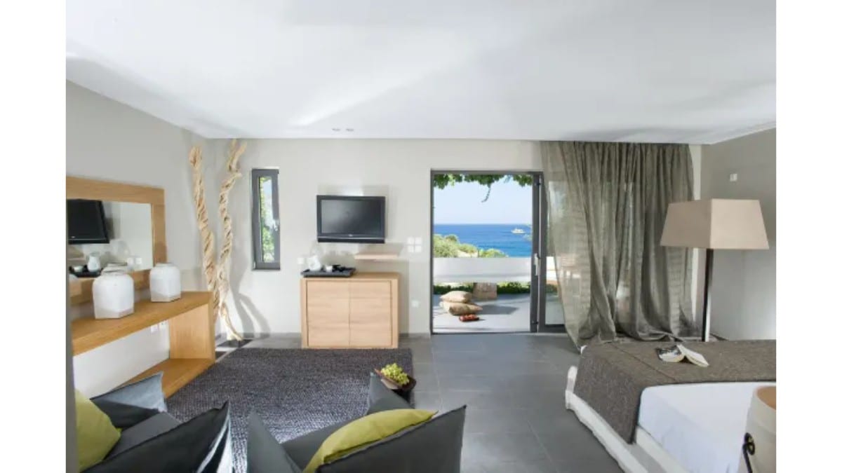 Schlafzimmer im Minos Palace Hotel & Suites - Adults Only