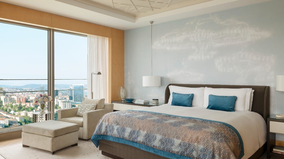 Bedroom at Raffles Istanbul