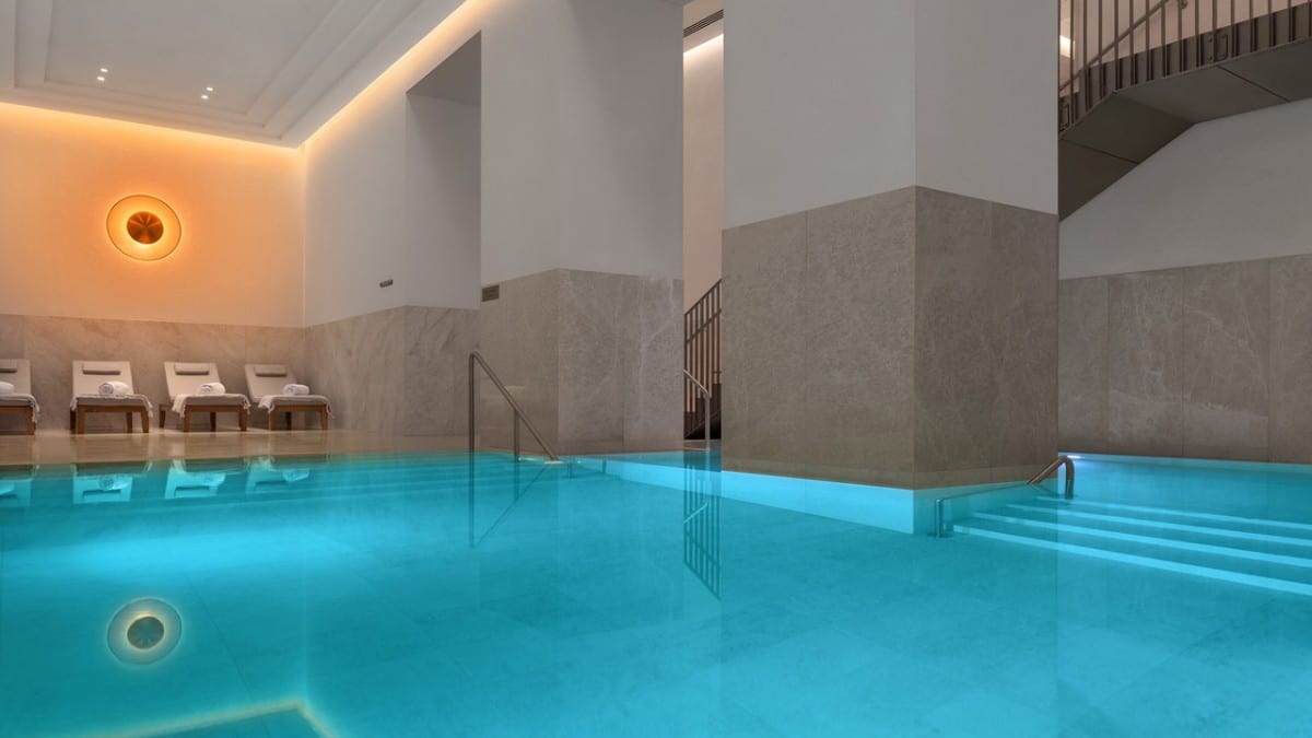 Pool at Almanac Palais Vienna