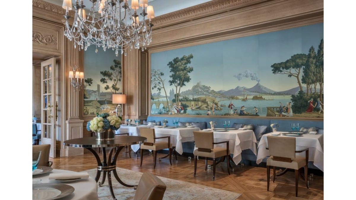 Restaurant im Four Seasons Hotel des Bergues Geneva
