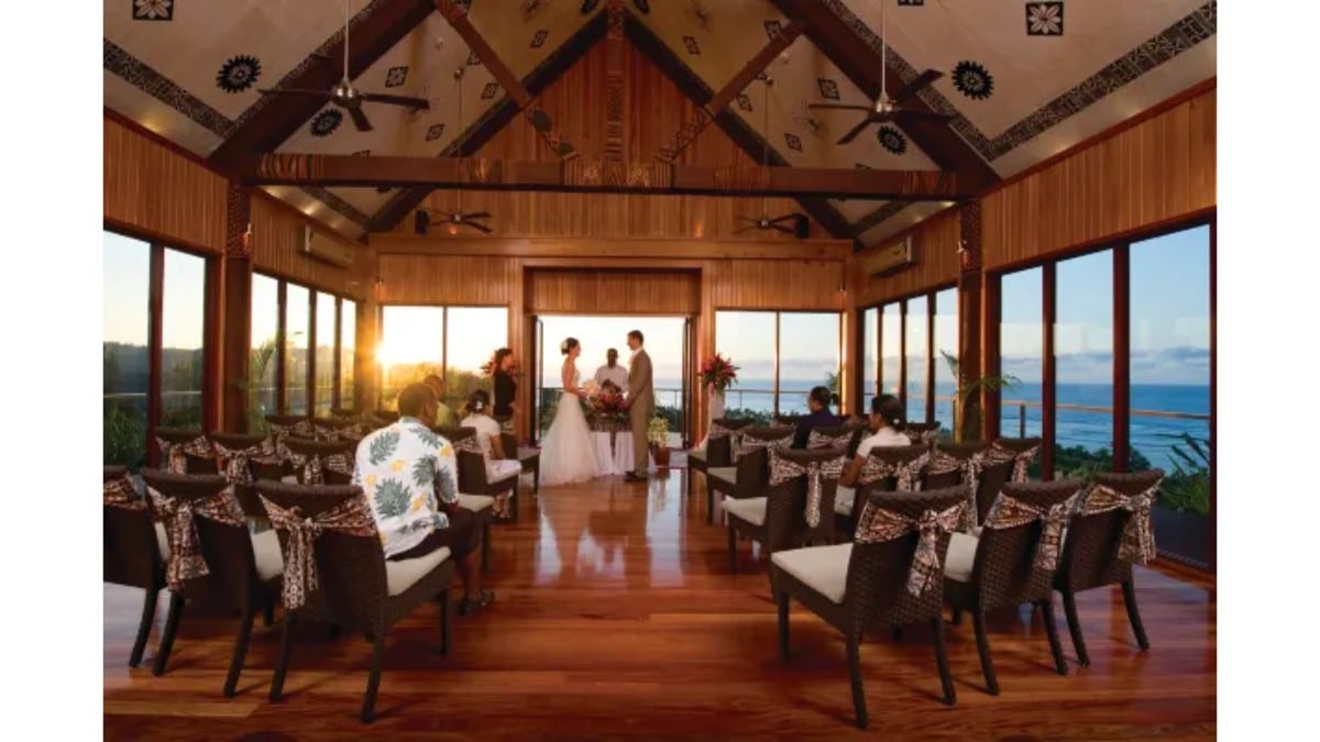 Restaurant im Outrigger Fiji Beach Resort