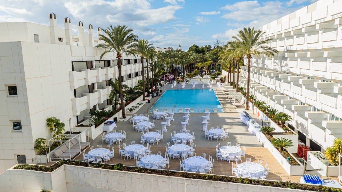 Aussichtsbereiche im Alanda Marbella Hotel