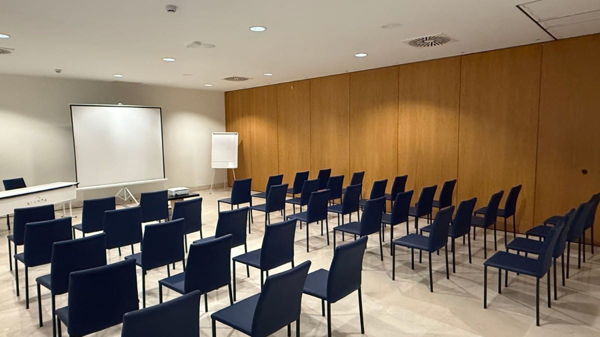 Konferenzraum im Alanda Marbella Hotel