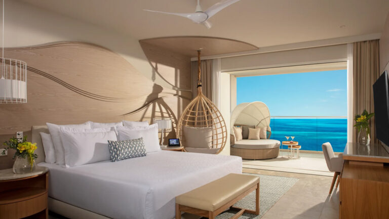 Breathless Cancun Soul Resort & Spa