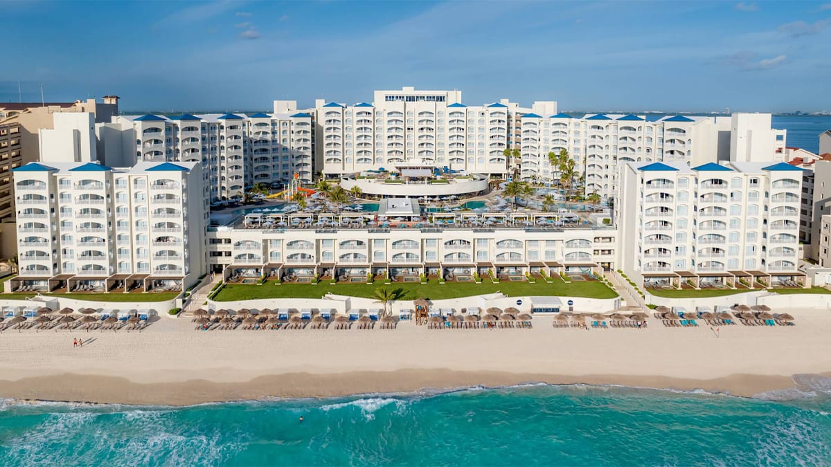 Hilton Cancun Mar Caribe All-Inclusive Resort