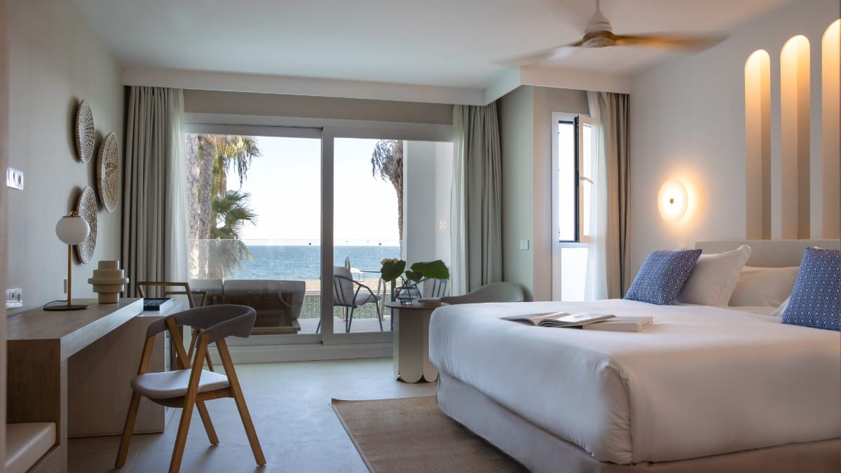 Schlafzimmer im Mett Hotel & Beach Resort Marbella Estepona