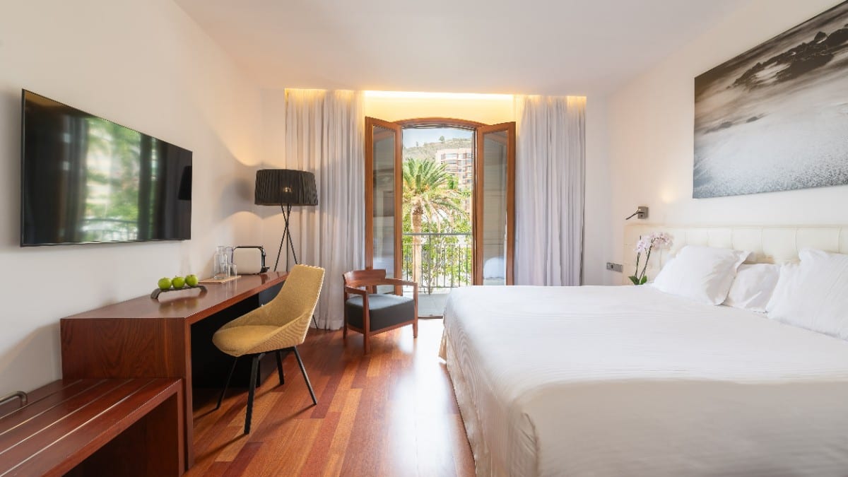 Bedroom at Iberostar Heritage Grand Mencey