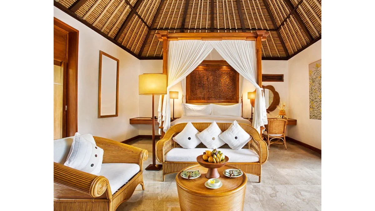 Bedroom at The Oberoi Beach Resort, Bali