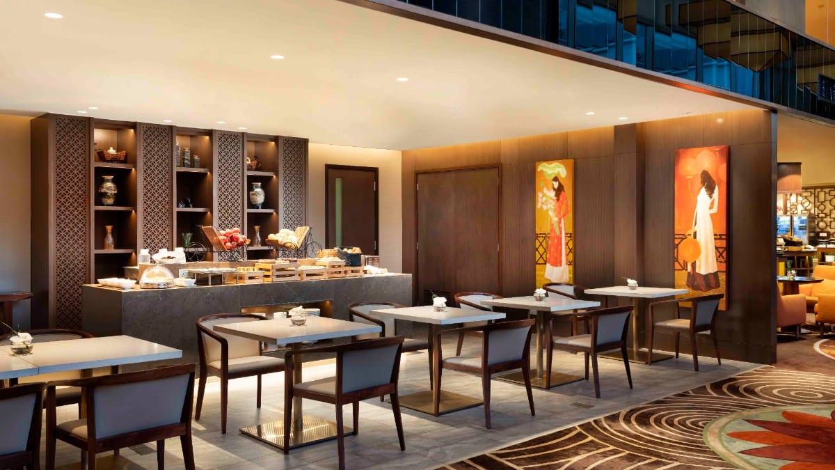 Restaurant im Sheraton Saigon Grand Opera Hotel