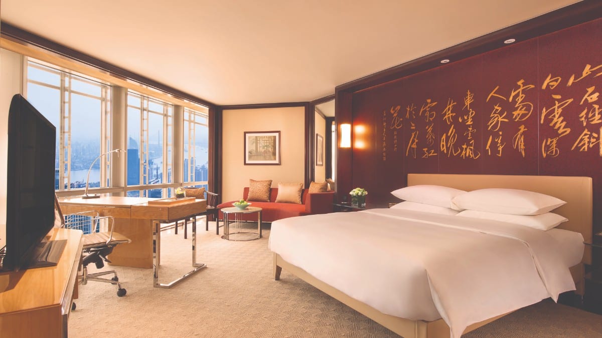 Bedroom at Grand Hyatt Shanghai