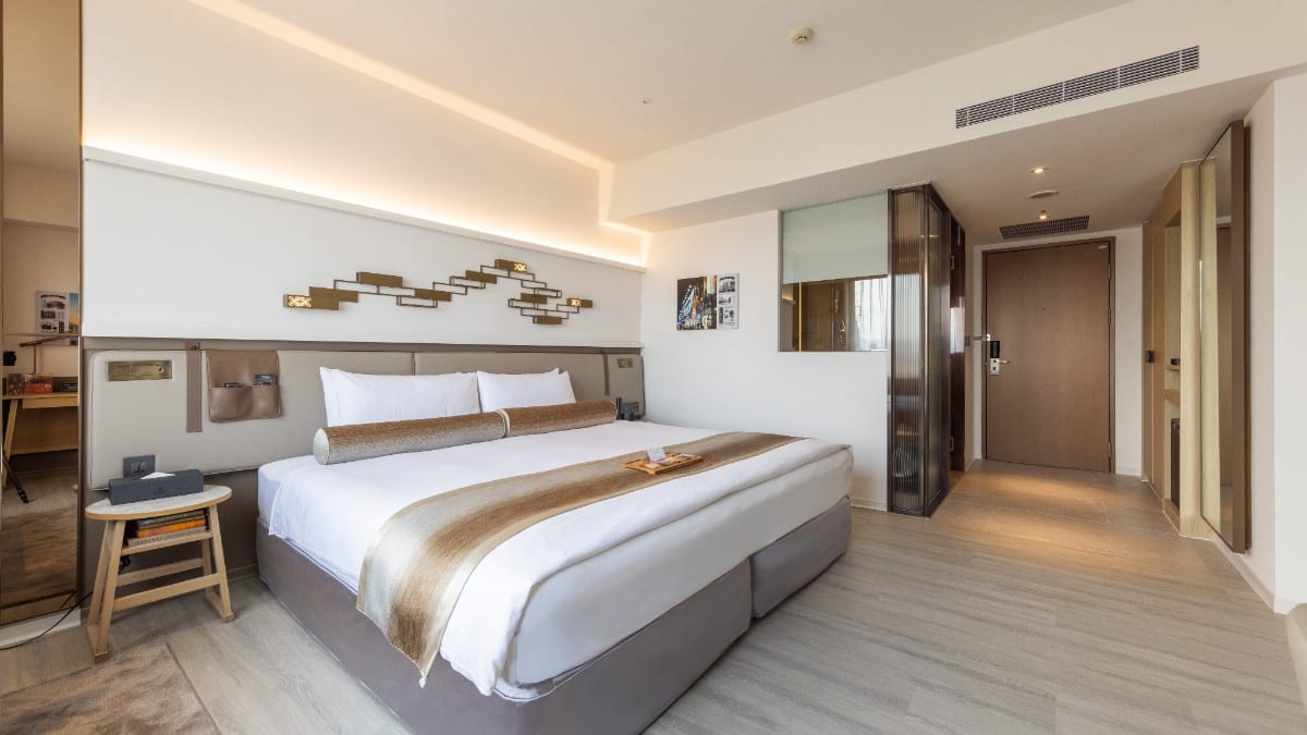 Bedroom at Taipei Garden Hotel