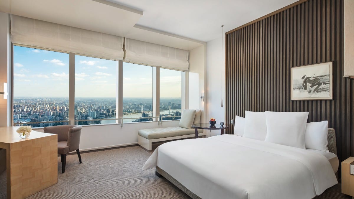 Bedroom at Park Hyatt Shanghai