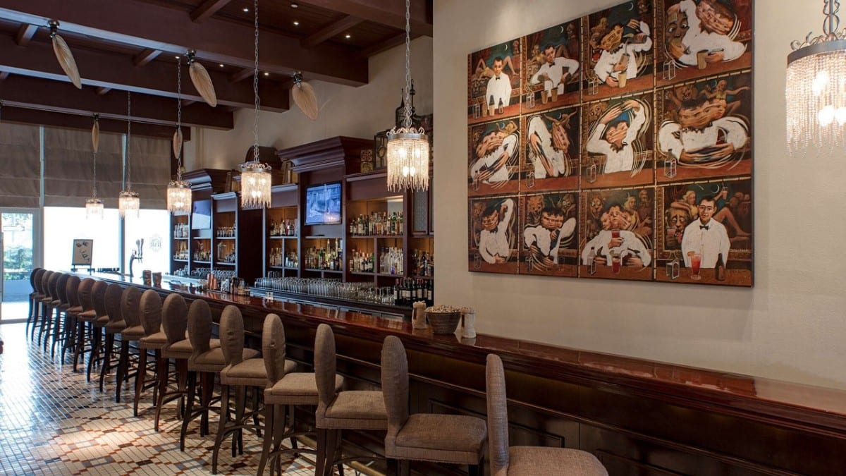 Bar im Raffles Makati