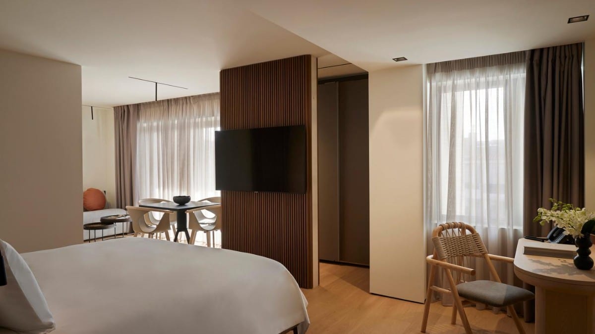 Schlafzimmer im Dusit Suites Athens