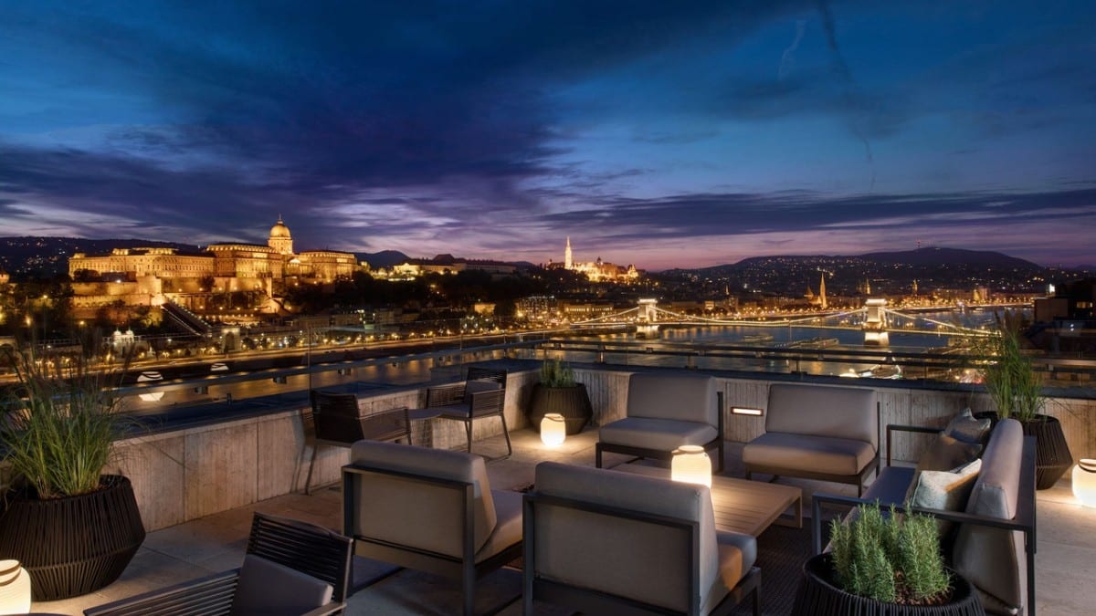 Rooftop-Bar im Budapest Marriott Hotel