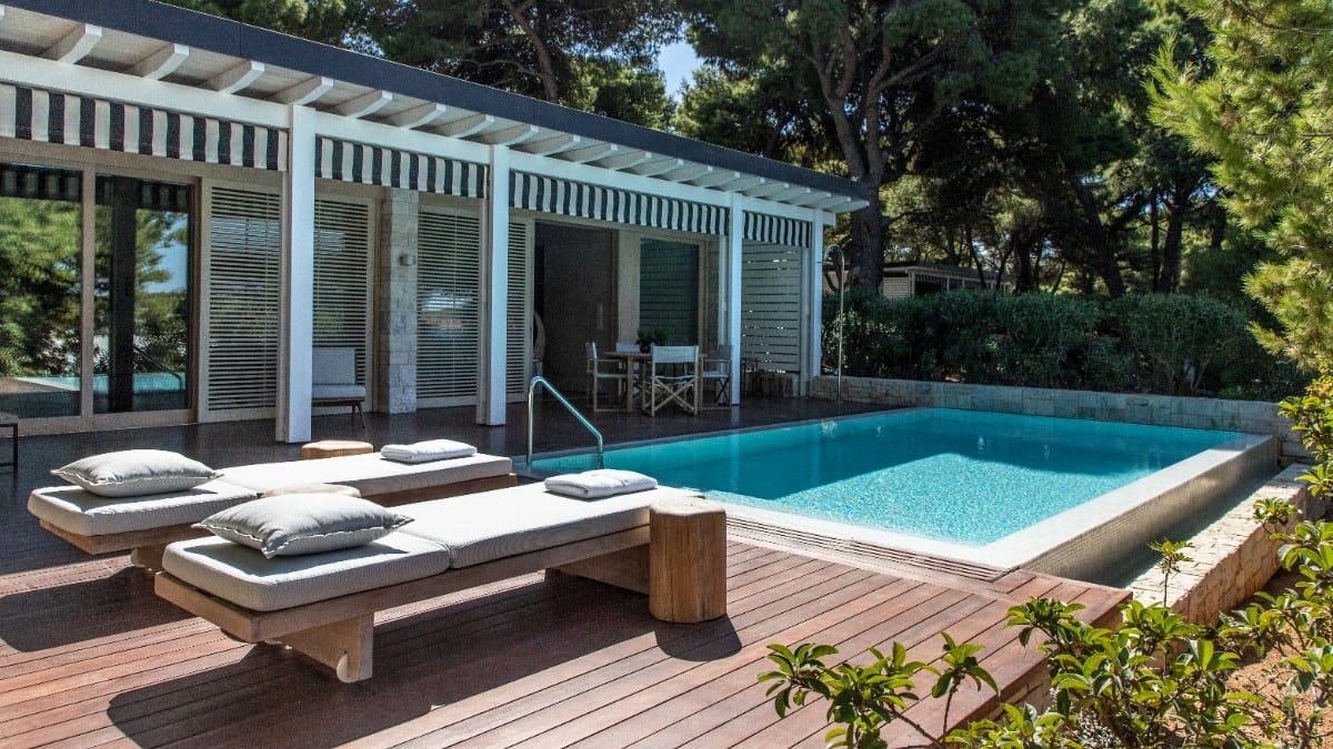 Pool im Four Seasons Astir Palace Hotel Athens