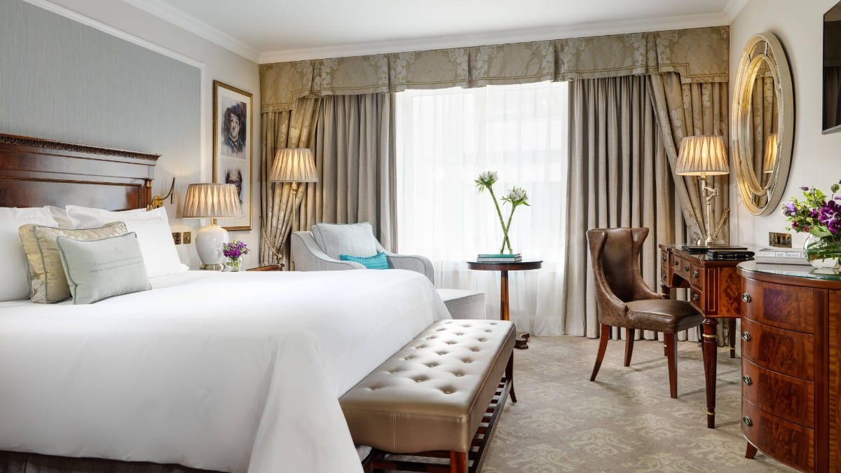 Schlafzimmer im The Shelbourne, Autograph Collection