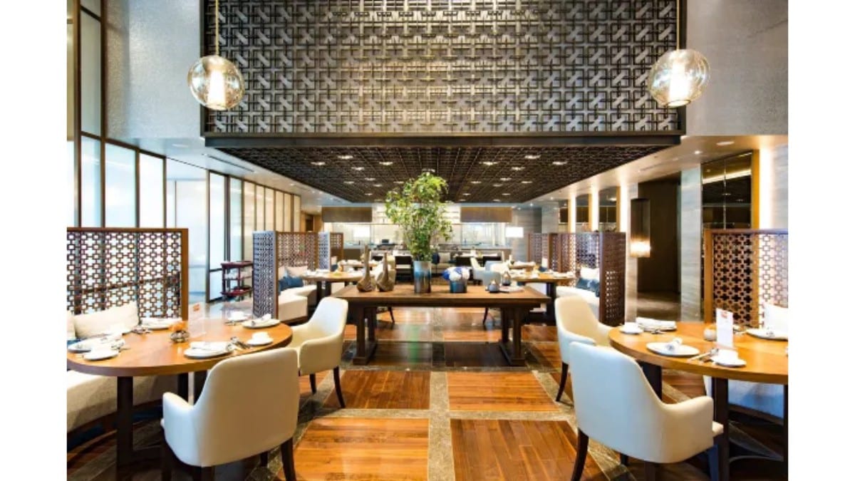 Restaurant im Renaissance Beijing Capital Hotel