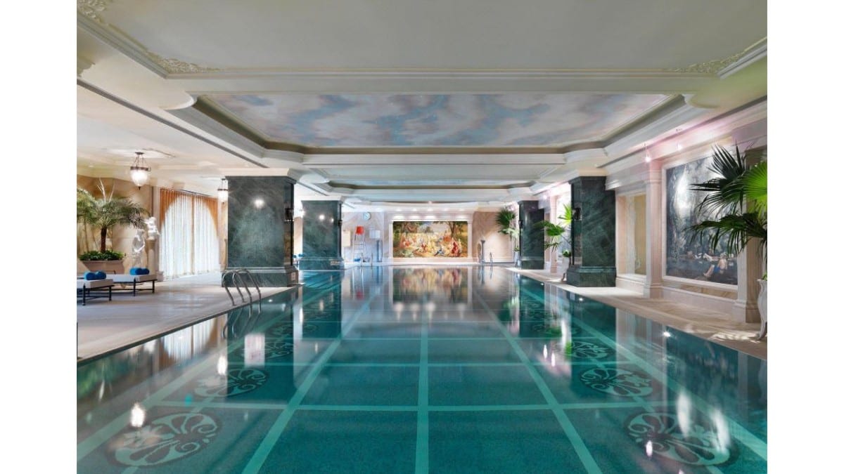 Pool im Legendale Hotel Beijing