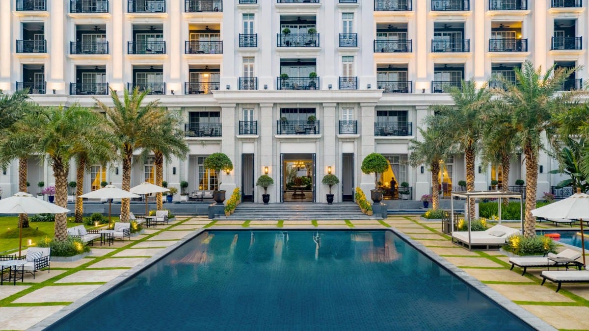 Pool at Mia Saigon – Luxury Boutique Hotel