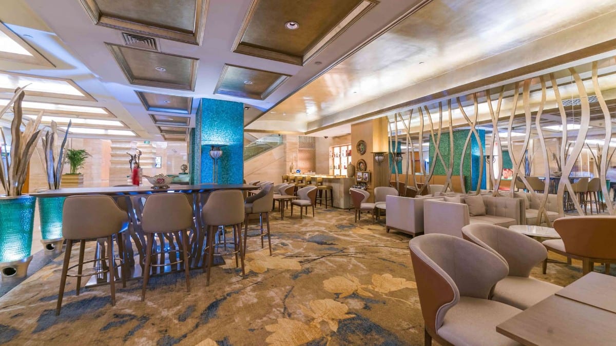 Restaurant at Radisson Blu Hotel Shanghai New World