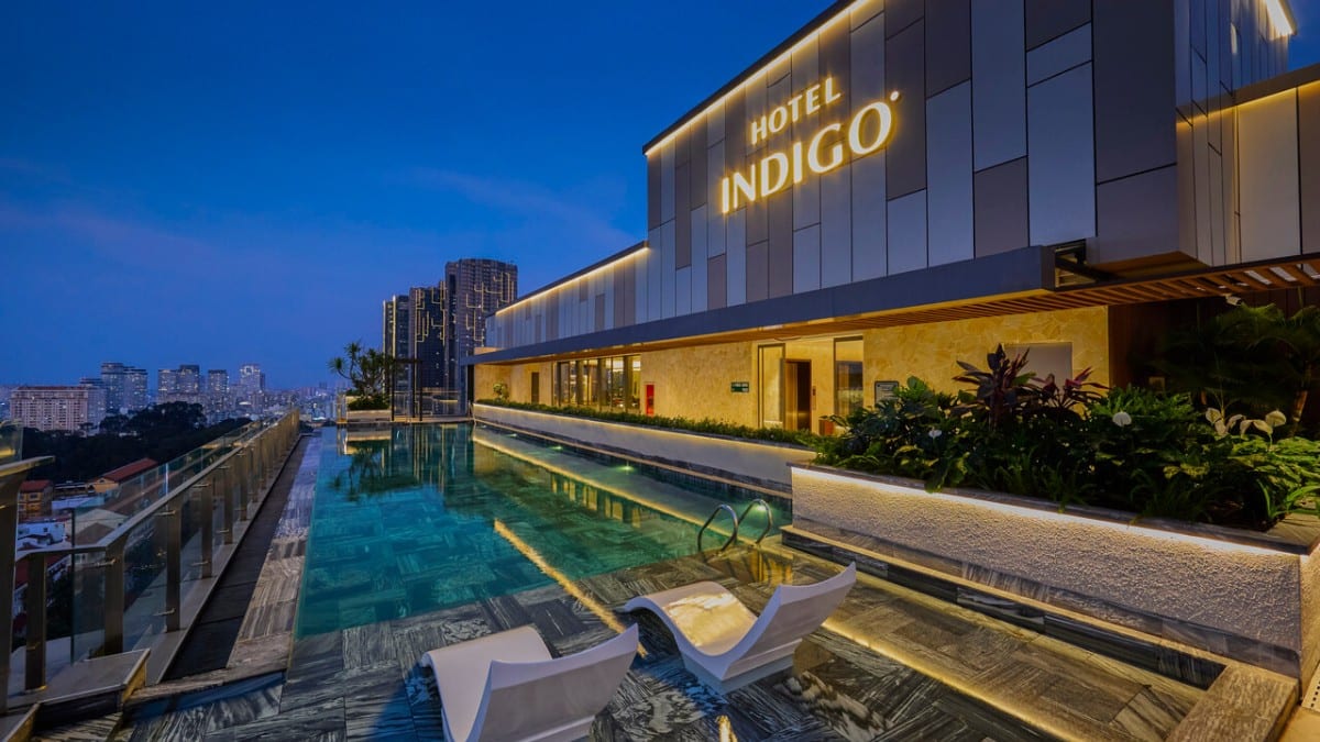 Pool im Hotel Indigo Saigon The City By IHG