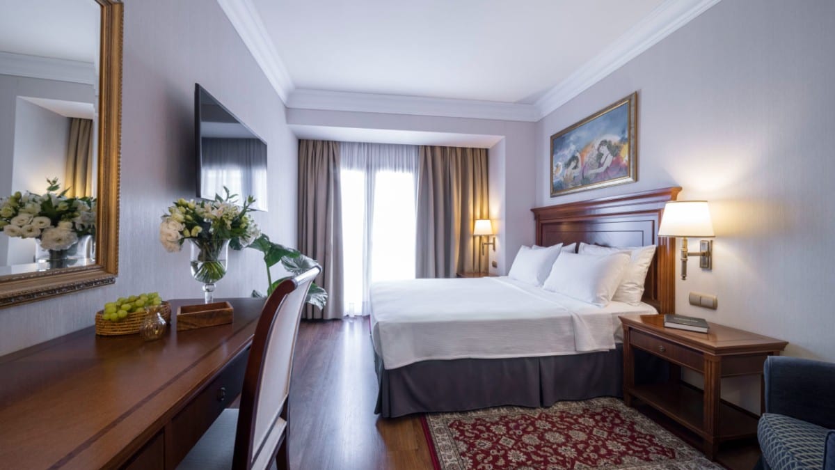 Schlafzimmer im Electra Palace Athens