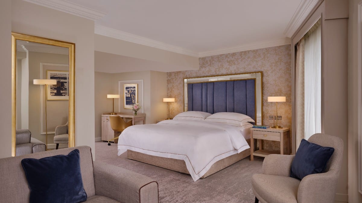 Schlafzimmer im The College Green Hotel Dublin, Autograph Collection