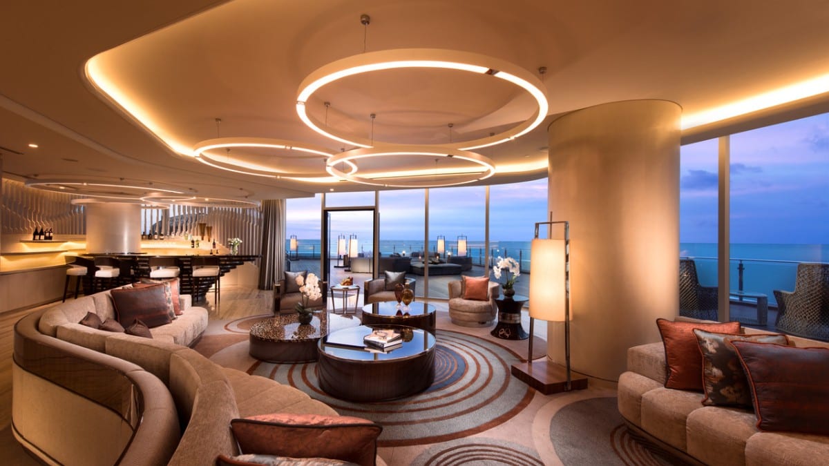 Bar im Conrad Manila