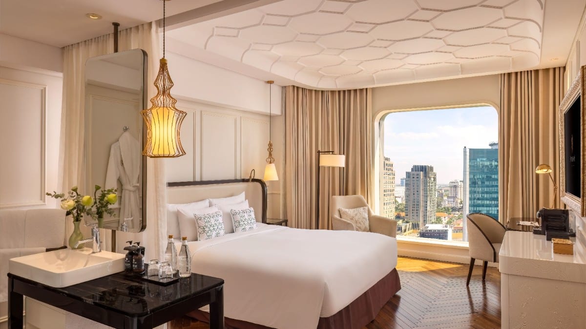 Schlafzimmer im Hotel des Arts Saigon Mgallery Collection